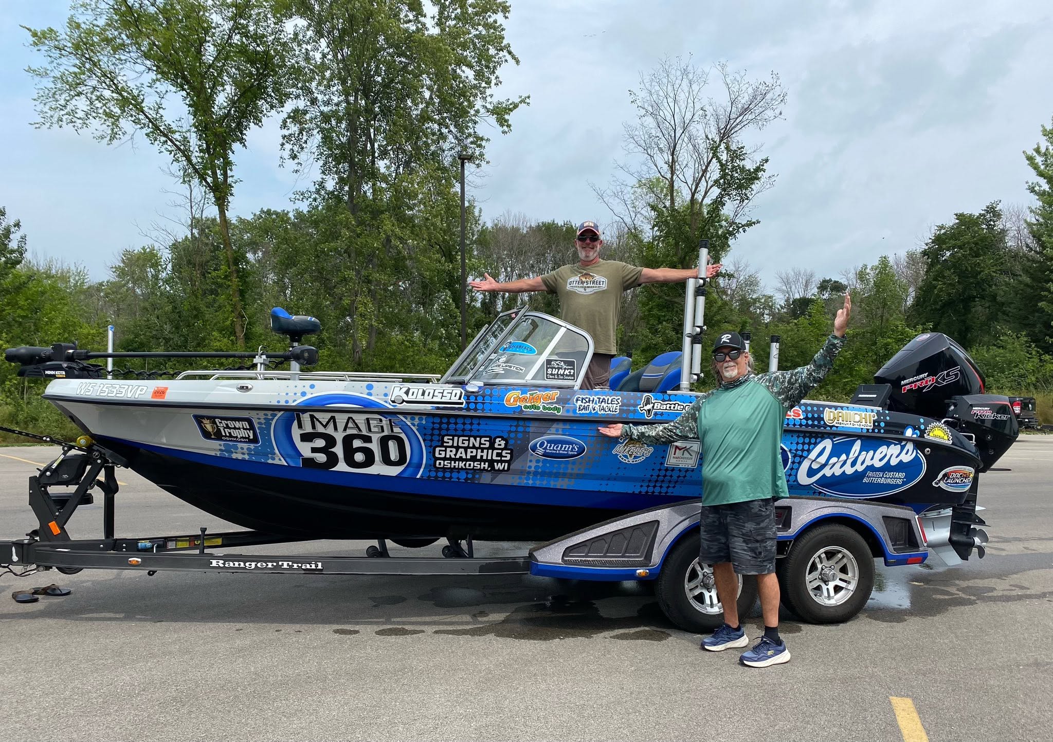 Anglers having fun with Burnsies Guide Service